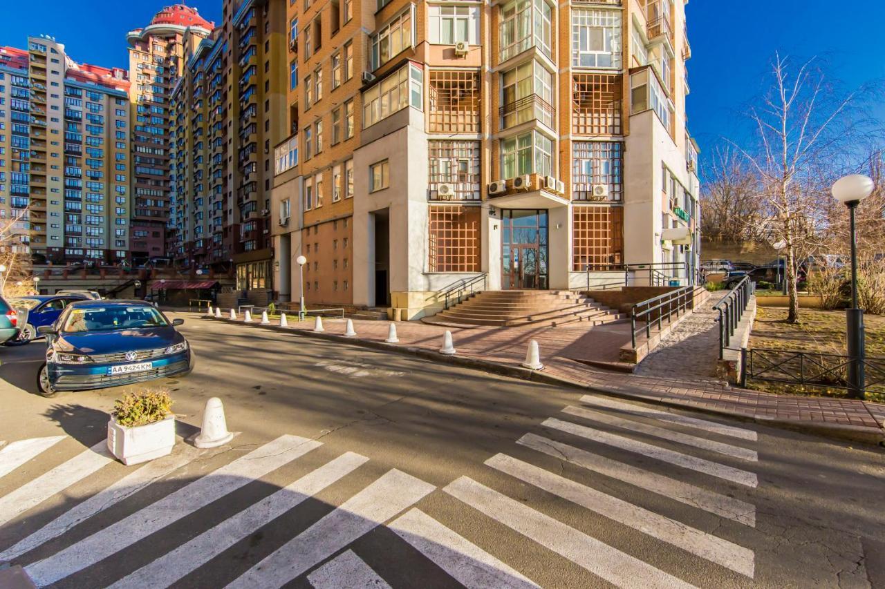 2К Квартира У Новому Будинку, Печерськ Kiev Eksteriør bilde